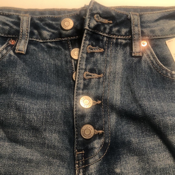 Dream button fly distressed shorts - Picture 3 of 12